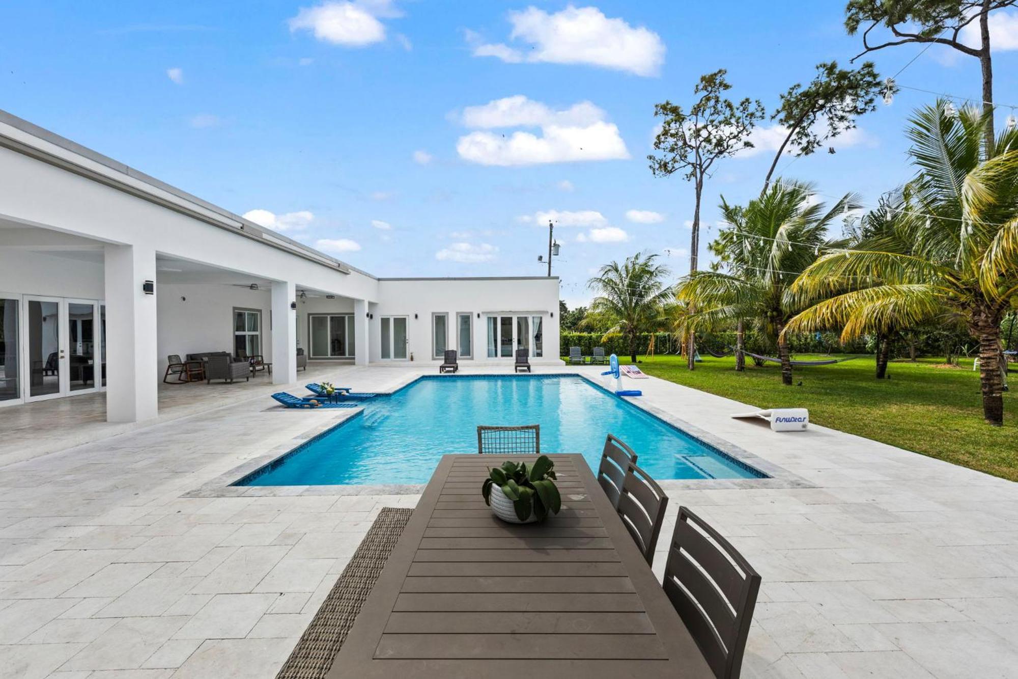 Ideal For Families The White House Of Miami Close To Miami Beaches And The Keys West Princeton Dış mekan fotoğraf