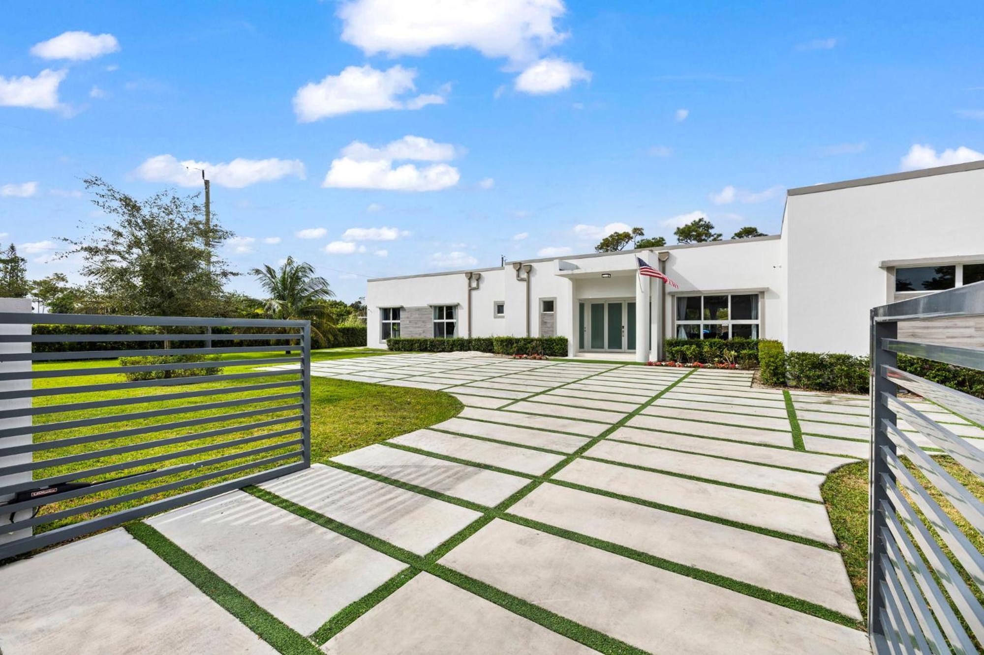 Ideal For Families The White House Of Miami Close To Miami Beaches And The Keys West Princeton Dış mekan fotoğraf